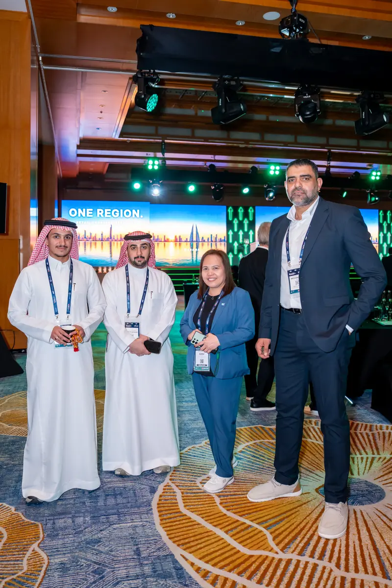 Delegates networking between sessions at Retail Congress MENA 2026